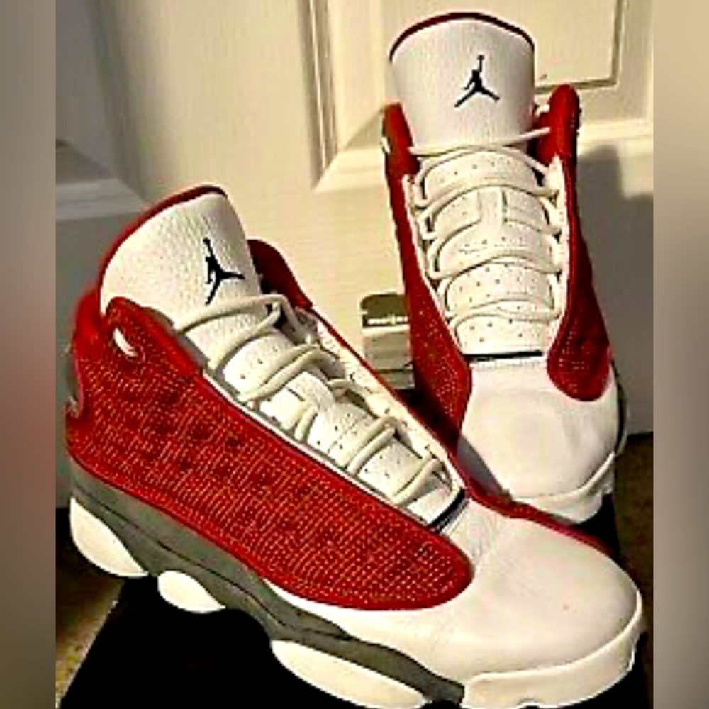 Gently Loved Air Jordan 13 Retro 'Red Flint' 884129-600 Grade School Size 6.5